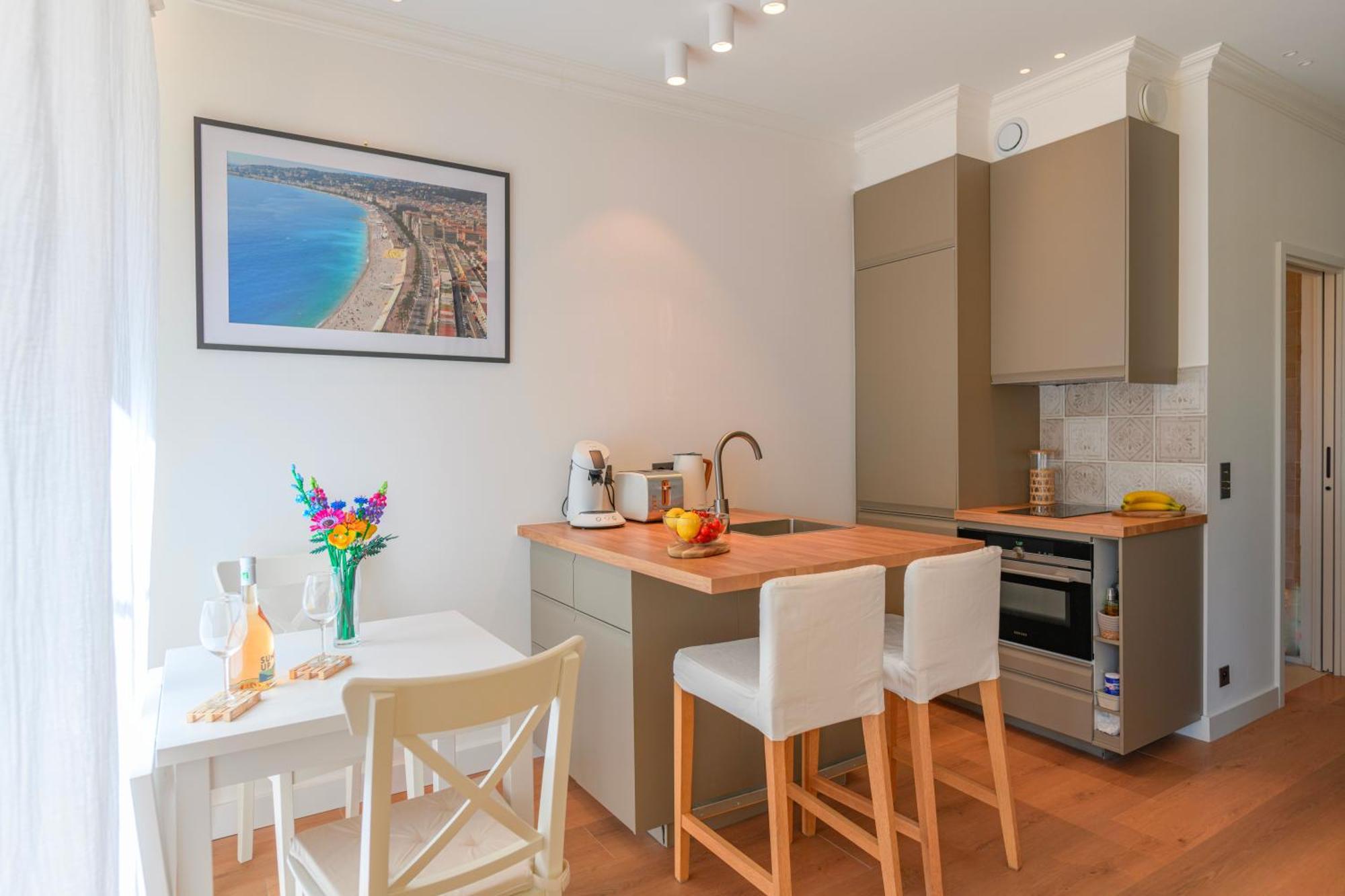 Hyper Centre, Balcon, 5min De La Plage, Ac Appartamento Nizza